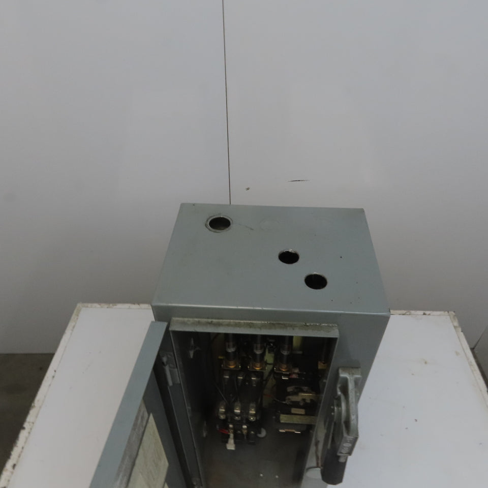 Allen Bradley 512ABB-6P-24R Combination Motor Starter Enclosure 509-A0D Sze 0