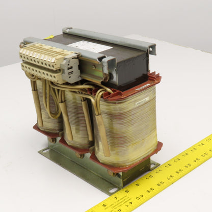 Siemens 4AP2796-0EL40-2XA0 480/440V Pri 21kVa 400V Sec 30.3A Autotransformer