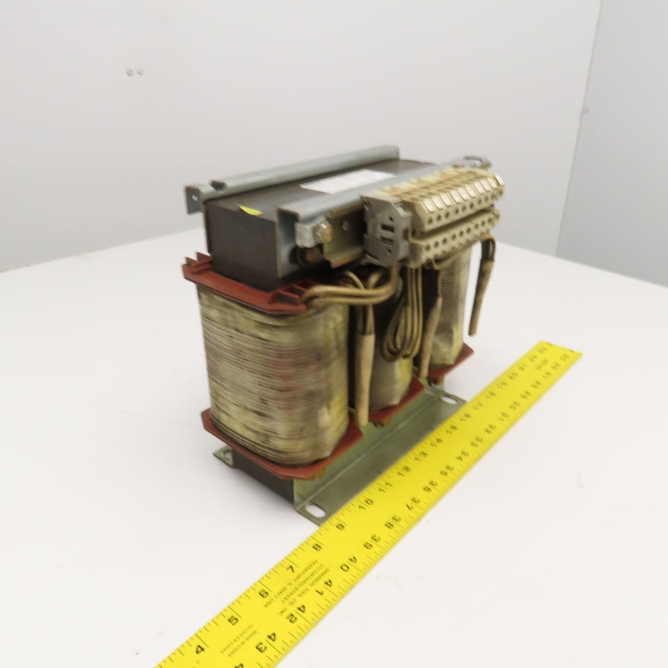 Siemens 4AP2796-0EL40-2XA0 480/440V Pri 21kVa 400V Sec 30.3A Autotransformer
