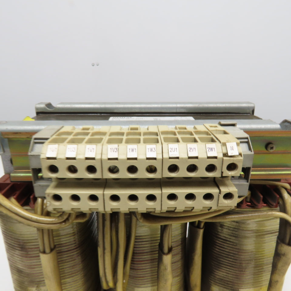 Siemens 4AP2796-0EL40-2XA0 480/440V Pri 21kVa 400V Sec 30.3A Autotransformer